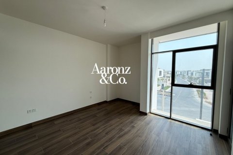 Villa in Al Furjan, Dubai 5 bedrooms, 570 sq.m. № 139311 - photo 18