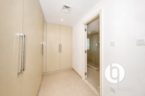 Villa en Dubai Hills Estate, Dubai, 4 dormitorios, 229 m², № 139313 - foto 19