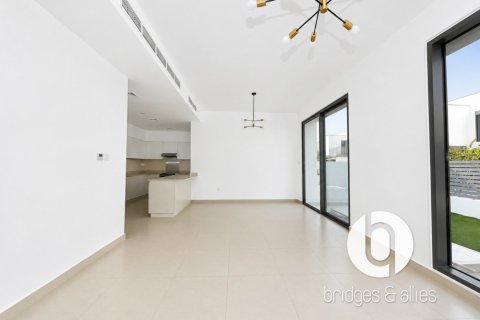 Villa en Dubai Hills Estate, Dubai, 4 dormitorios, 229 m², № 139313 - foto 4