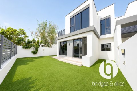 Villa en Dubai Hills Estate, Dubai, 4 dormitorios, 229 m², № 139313 - foto 12