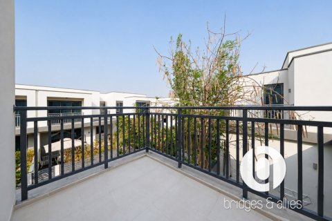 Villa en Dubai Hills Estate, Dubai, 4 dormitorios, 229 m², № 139313 - foto 11