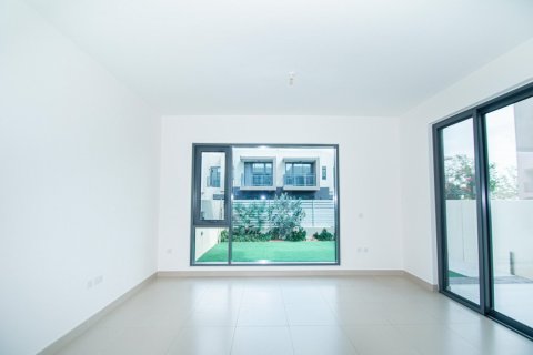 Villa en Dubai Hills Estate, Dubai, 3 dormitorios, 209 m², № 139315 - foto 4