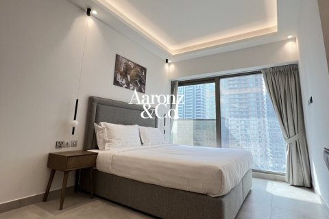 Apartment in Jumeirah Lake Towers, Dubai 1 bedroom, 128 sq.m. № 139309 - photo 7