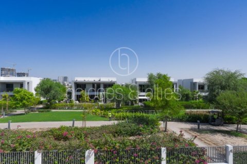 Villa à Dubai Hills Estate, Dubai, 5 chambres, 397.9 m², № 18295 - photo 1