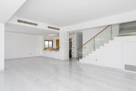 Villa à Dubai Hills Estate, Dubai, 5 chambres, 397.9 m², № 18295 - photo 3