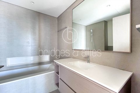 Appartement à Downtown Dubai (Downtown Burj Dubai), Dubai, 2 chambres, 112.6 m², № 18303 - photo 13