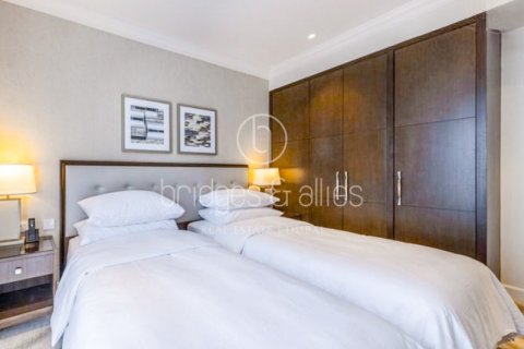 Appartement à Downtown Dubai (Downtown Burj Dubai), Dubai, 2 chambres, 134.3 m², № 18304 - photo 9