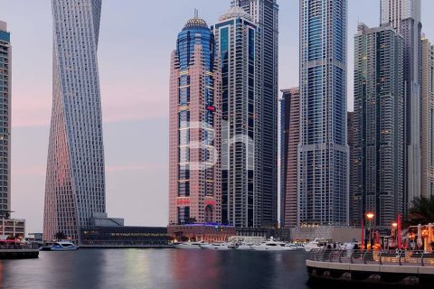 Hotel Apartment in Dubai Marina, Dubai 3 bedrooms, 220 sq.m. № 21399 - photo 9