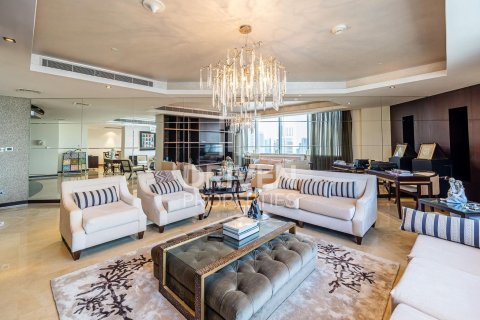 Купить квартиру в DIFC, Дубай: 3 спальни, 382м², № 66350 - фото 2