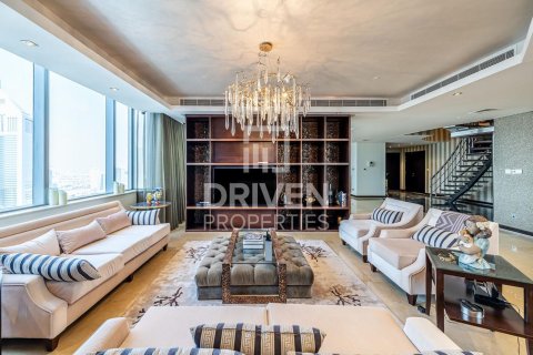 Купить квартиру в DIFC, Дубай: 3 спальни, 382м², № 66350 - фото 1