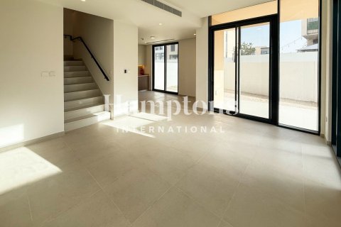 Villa in Dubai South (Dubai World Central), Dubai 4 bedrooms, 260.17949665 sq.m. № 113037 - photo 5