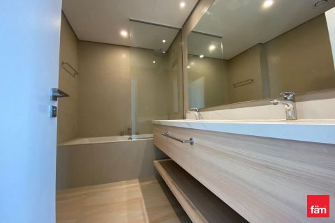 Снять в аренду таунхаус в Дубае: 3 спальни, 180м², № 89300 - фото 14