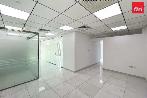 Bureau à Business Bay, Dubai, 176.6 m², № 124976 - photo 5