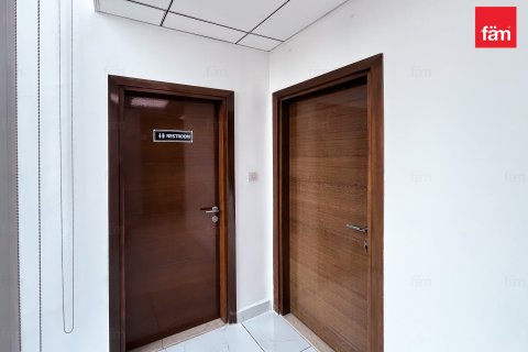 Bureau à Business Bay, Dubai, 176.6 m², № 124976 - photo 12