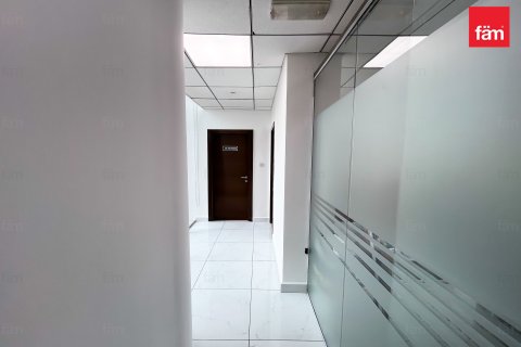 Bureau à Business Bay, Dubai, 176.6 m², № 124976 - photo 9