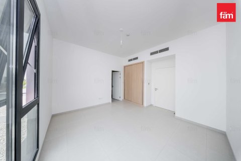 Снять в аренду таунхаус в Джабаль-Али, Дубай: 4 спальни, 266.4м², № 124977 - фото 5