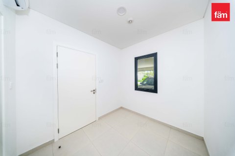 Снять в аренду таунхаус в Джабаль-Али, Дубай: 4 спальни, 266.4м², № 124977 - фото 2