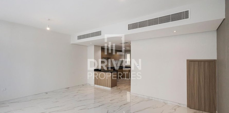 Таунхаус в DAMAC Hills (Akoya by DAMAC), Дубай, 3 спальни, 160м², № 20896