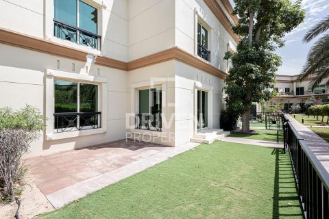 فيلا في Al Barsha 1, البرشاء, دبي 4 غرف نوم, 335 م² رقم 20892 - صورة 19