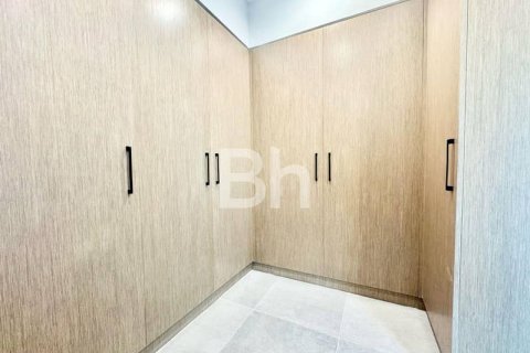 فيلا في Dubai Land, دبي 4 غرف نوم, 351 م² رقم 22105 - صورة 15