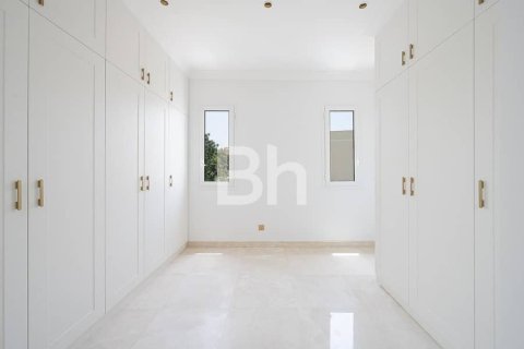 Villa in Arabian Ranches, Dubai 6 bedrooms, 613 sq.m. № 22104 - photo 9