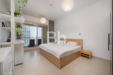 Apartment in The Views, Dubai 2 bedrooms, 127 sq.m. № 22103 - photo 3