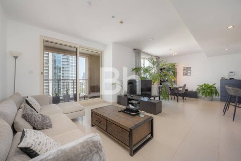 Apartment in The Views, Dubai 2 bedrooms, 127 sq.m. № 22103 - photo 7