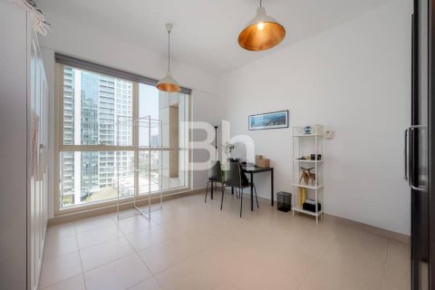 Apartment in The Views, Dubai 2 bedrooms, 127 sq.m. № 22103 - photo 14