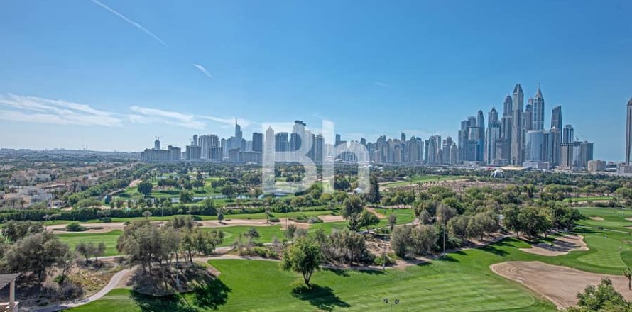 Apartment in The Views, Dubai 2 bedrooms, 127 sq.m. № 22103