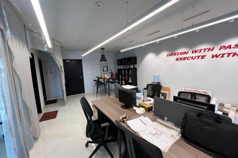 Office in Jumeirah Lake Towers, Dubai 1 bedroom, 73 sq.m. № 16224 - photo 1