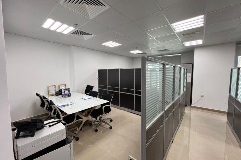 Office in Jumeirah Lake Towers, Dubai 1 bedroom, 73 sq.m. № 16225 - photo 1