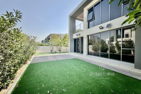 Купить виллу в Дубай Хилс Эстейт, Дубай: 4 спальни, 473м², № 90692 - фото 3