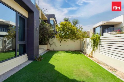 Townhouse in Dubai Hills Estate, Dubai 4 bedrooms, 228.7 sq.m. № 124395 - photo 10