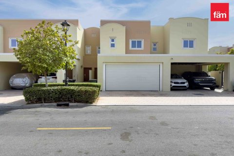 Townhouse in Dubai 3 bedrooms, 160.6 sq.m. № 124394