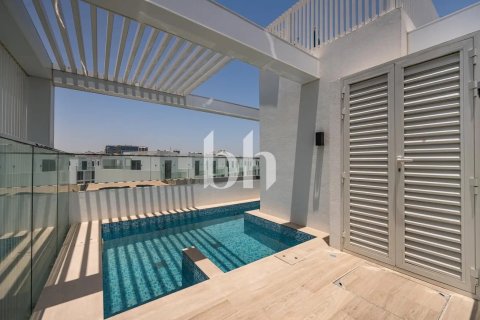 Townhouse in Al Barari, Dubai 4 bedrooms, 458.94 sq.m. № 119369 - photo 24