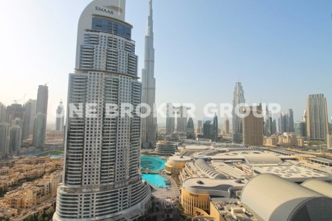 Appartement à Boulevard Point, Downtown Dubai (Downtown Burj Dubai), Dubai, 3 chambres, 169.2 m², № 737 - photo 1