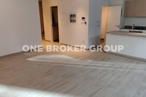 Купить таунхаус в Джумейра Вилладж Серкл, Дубай: 2 спальни, 187.6м², № 736 - фото 1