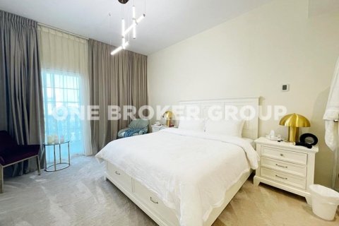 Villa in Jumeirah Village Triangle, Dubai 2 bedrooms, 659.6 sq.m. № 738 - photo 13