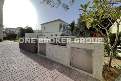 Villa in Jumeirah Village Triangle, Dubai 2 bedrooms, 659.6 sq.m. № 738 - photo 18
