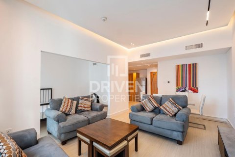 Apartment in Jumeirah Lake Towers, Dubai 2 bedrooms, 106 sq.m. № 64894 - photo 9