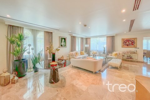 فيلا في Legacy, Jumeirah Park, دبي 4 غرف نوم, 762.36 م² رقم 119695 - صورة 5