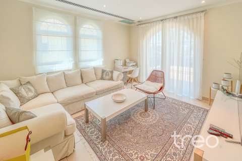فيلا في Legacy, Jumeirah Park, دبي 4 غرف نوم, 762.36 م² رقم 119695 - صورة 7