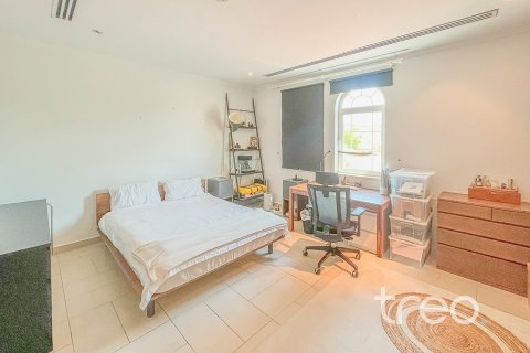 فيلا في Legacy, Jumeirah Park, دبي 4 غرف نوم, 762.36 م² رقم 119695 - صورة 13