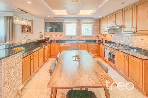 فيلا في Legacy, Jumeirah Park, دبي 4 غرف نوم, 762.36 م² رقم 119695 - صورة 9