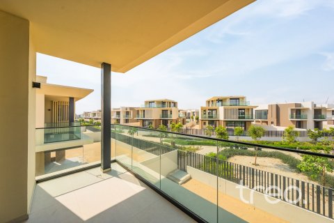 Villa à Dubai, 5 chambres, 441.29 m², № 119697 - photo 26