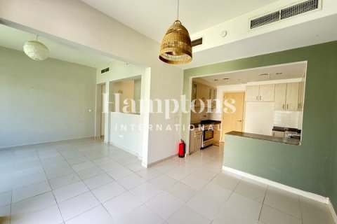 Снять в аренду виллу в Al Reem, Арабиан Ранчес, Дубай: 4 спальни, 313.17972912м², № 109890 - фото 2
