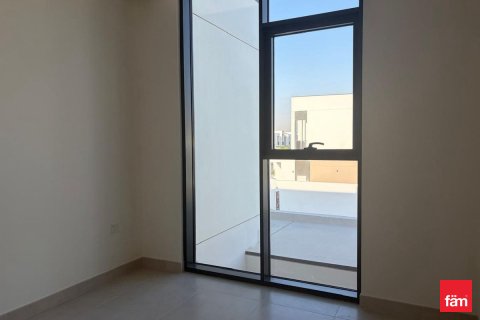 فيلا في دبي 4 غرف نوم, 266.7 م² رقم 111798 - صورة 8