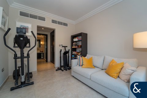 Villa en Jumeirah Golf Estates, Dubai, 4 dormitorios, 357 m², № 98675 - foto 17