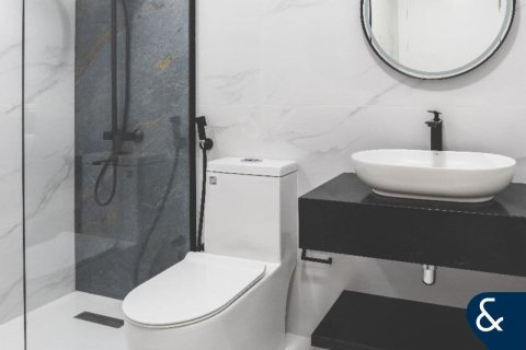 Villa in Maeen, The Lakes, Dubai 3 bedrooms, 341 sq.m. № 98682 - photo 10