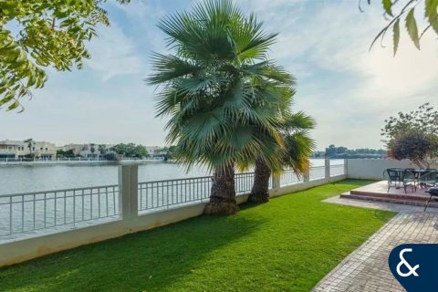 Villa in Maeen, The Lakes, Dubai 3 bedrooms, 341 sq.m. № 98682